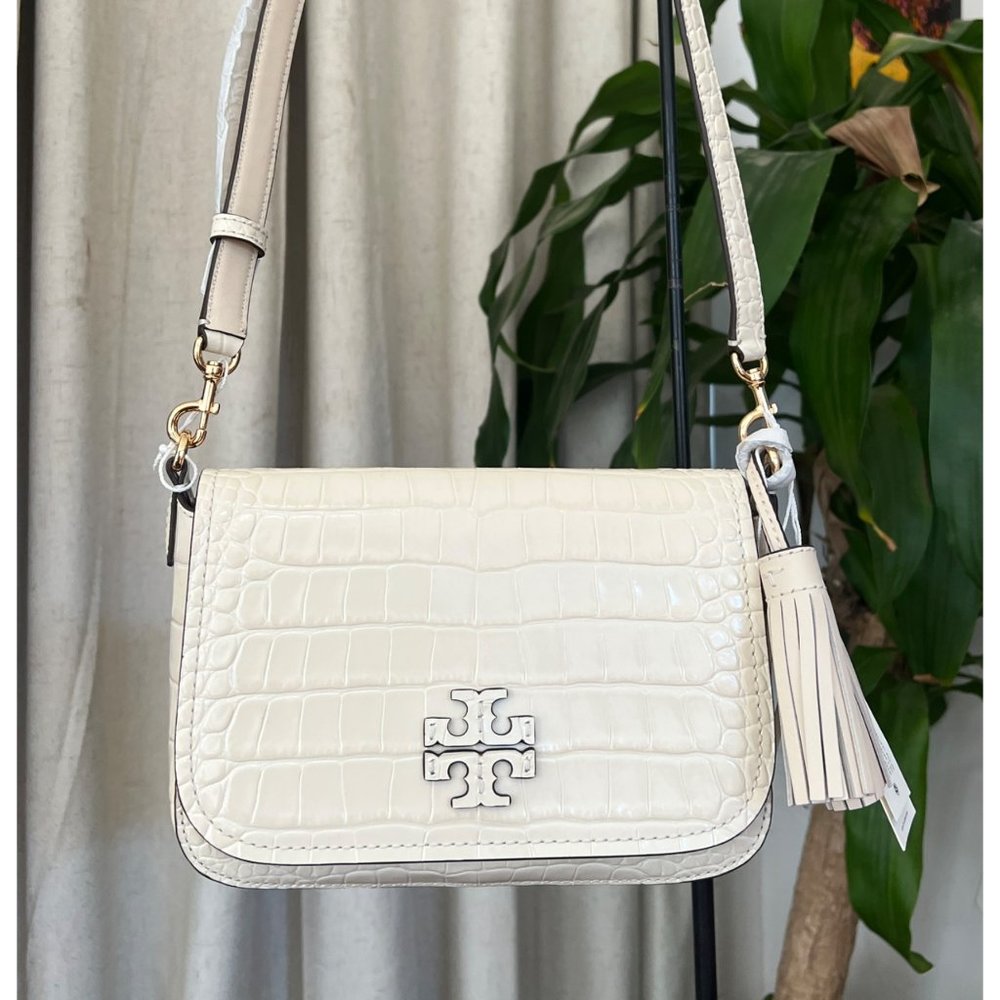 NWT!! TORY BURCH THEA FLAP CREAM EMBOSSED CROSSBODY BAG ♦️♦️ - Picture 11 of 17